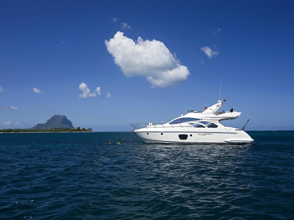 Happy Days Guest House Le Morne Luaran gambar