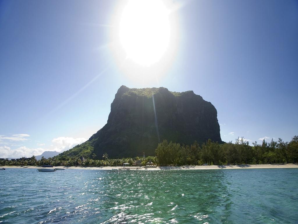 Happy Days Guest House Le Morne Luaran gambar