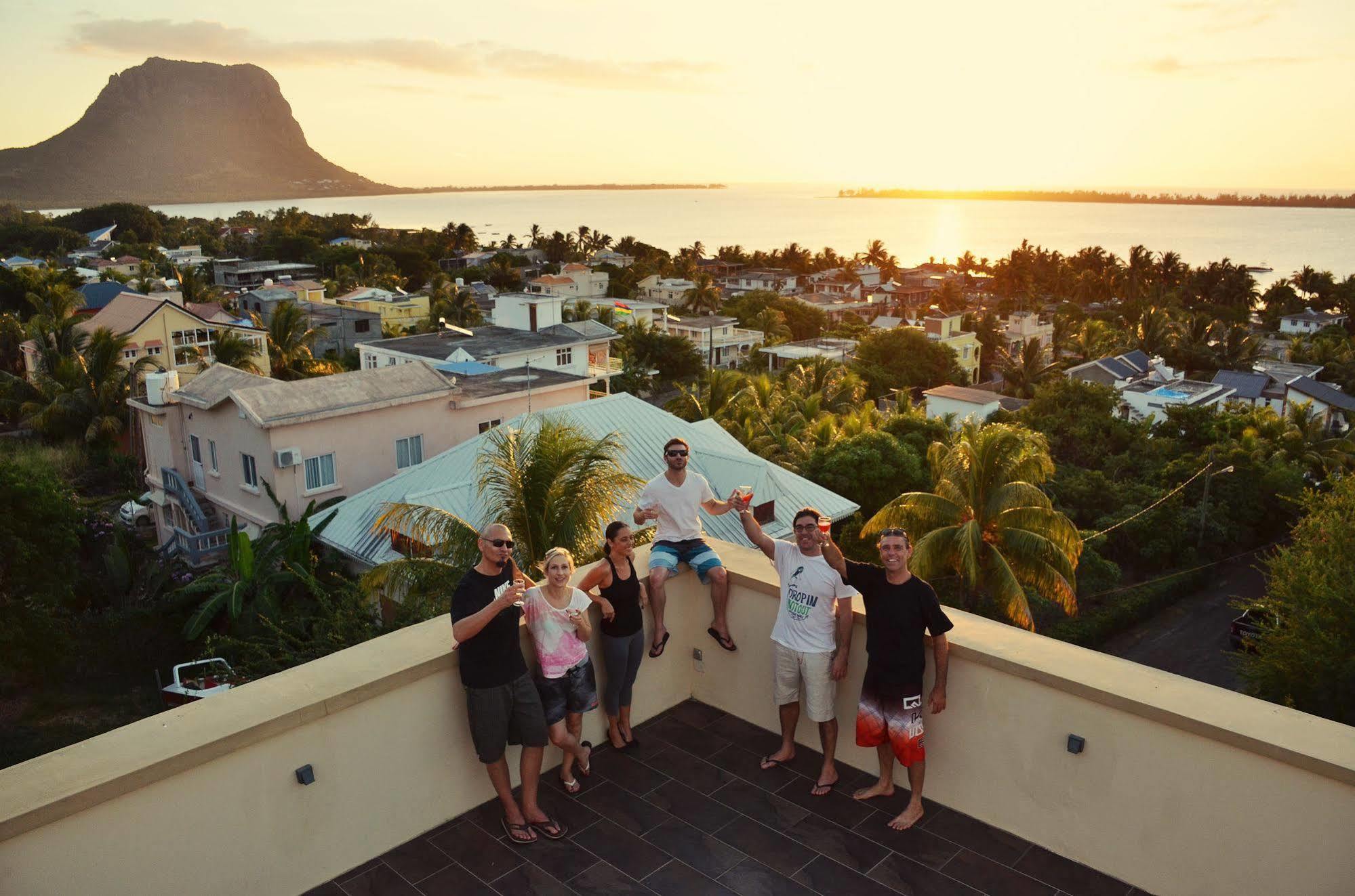 Happy Days Guest House Le Morne Luaran gambar